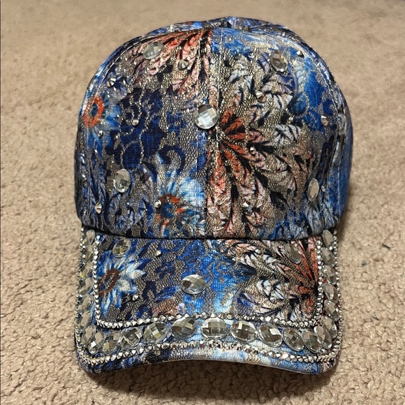 NEW! Sparkle and Bling Baseball Hat - Picture 2 of 6